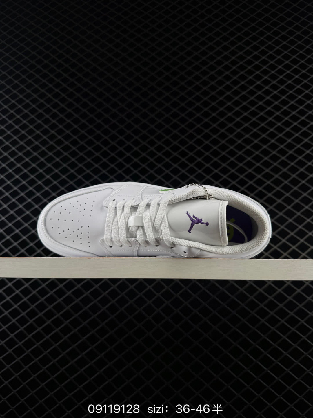 AIR JORDAN 1 MID-IR2367